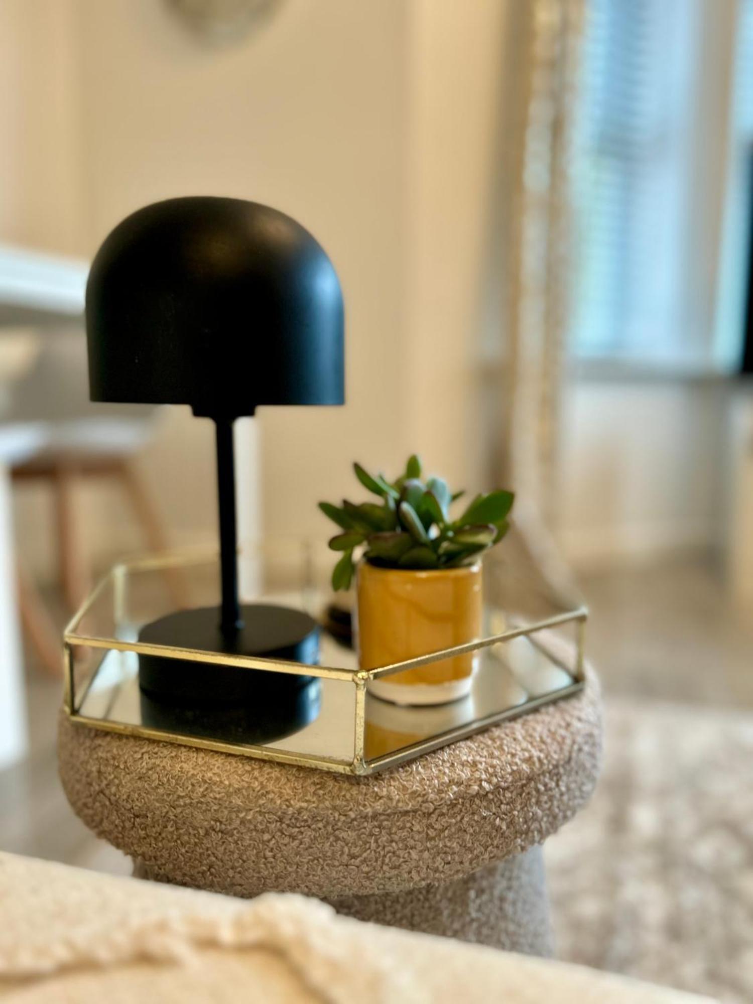 Modern 2 Bed With Free Parking And Netflix *